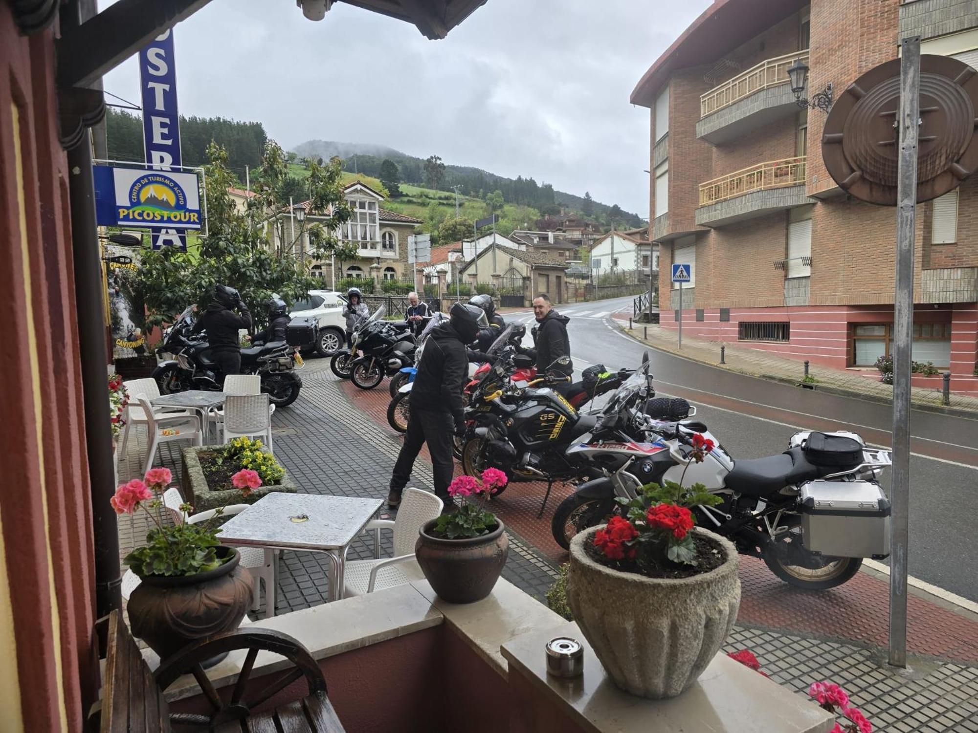 Hosteria Picos De Europa ポテス エクステリア 写真